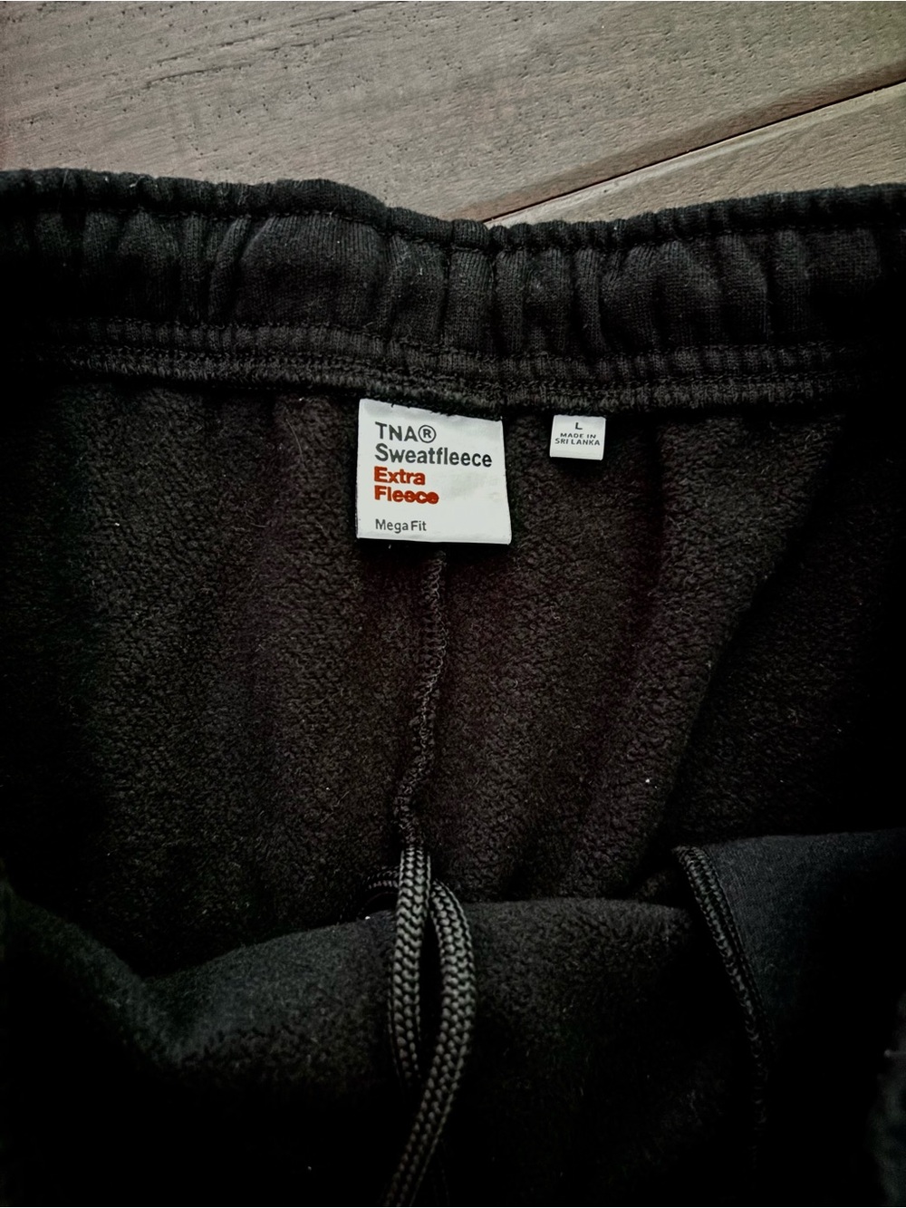 TNA Extra Fleece Mega Fit Sweatpants - Size Large - Picture 5 of 6